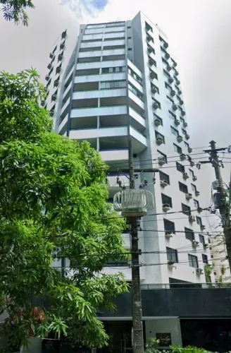 Privilege Residence, em frente a praça Batista Campos, apartamento vista praça, mobiliado