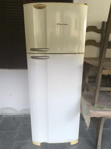 GELADEIRA ELETROLUX DC47