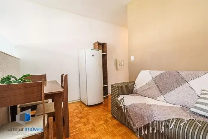 Apartamento JK mobiliado para alugar no bairro Bom Fim  Porto Alegre/RS