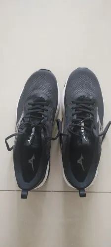 Oportunidade.Tênis masculino Mizuno Frontier