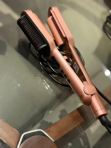 Prancha Modeladora GA.MA Waver & Brush Keration Bivolt Rose