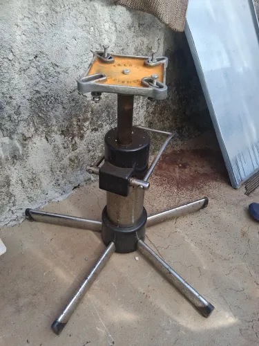 Cadeira de salão hidráulico pé Anápolis 