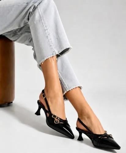 Scarpin Preto Feminino Souzinni Salto Taça 5cm Bico Fino Verniz Elegante Confortável