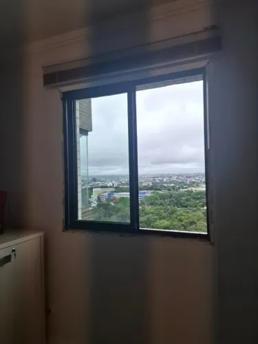 4 JANELAS LINHA SUPREMA E VIDROS 6MM USADAS