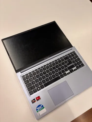 Asus Vivobook 15 Ryzen 7