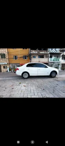 Voyage 1.6 com GNV 2014 para aluguel de transporte por aplicativo 