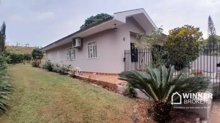 Casa para alugar, 119 m² por R$ 8.000,00/mês - Zona 05 - Maringá/PR