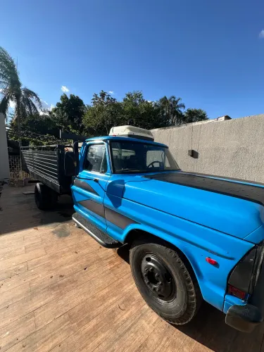 FORD F4000 226 turbo diésel