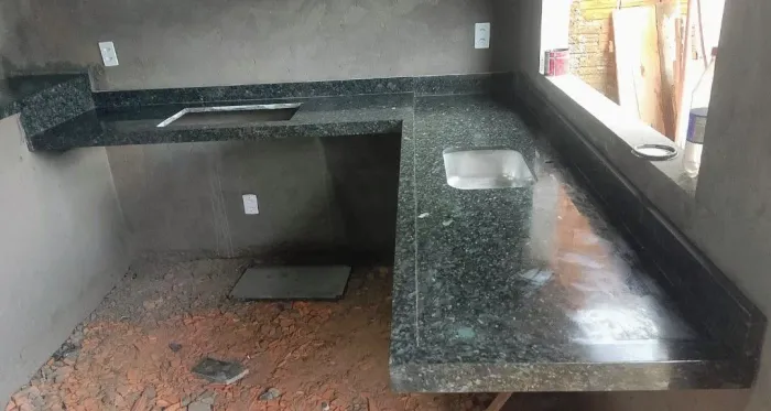 Tudo em mármore, granitos e materiais importatos
