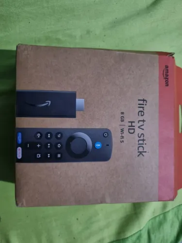 Fire TV Stick HD (Geração mais recente) | Com controle remoto por voz com Alexa