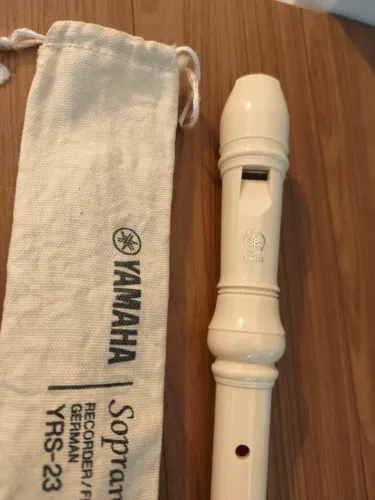 Flauta Doce Yamaha YRS-23