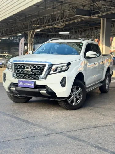 Nissan Frontier XE CD 4X4 2.3 Bi-TB Diesel Aut. 2025