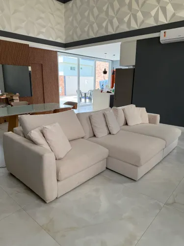 VENDO SOFÁ BRANCO 3,35m APENAS 6900