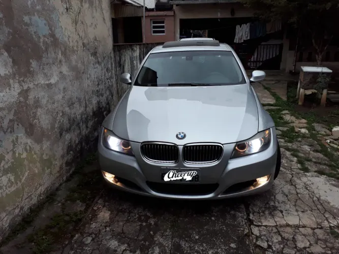 BMW 325I A 2009