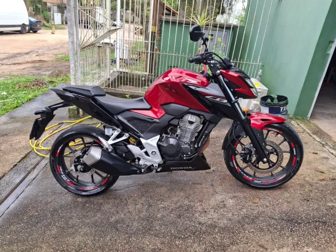 Moto de barbada