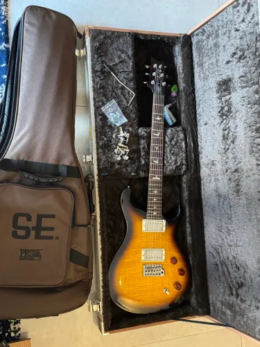 Guitarra PRS DGT se com acessórios. Estado de novo!