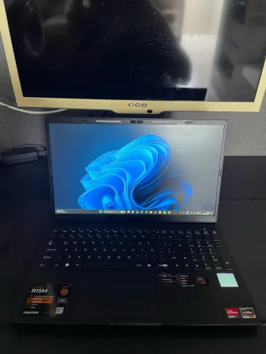 NOTEBOOK POSITIVO VISION R15M | RYZEN 7 5825U | 16GB RAM | SSD 512GB | WINDOWS 11