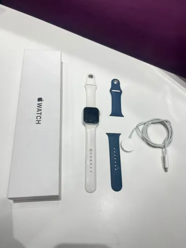 Apple Watch SE 40mm GPS + Celular 