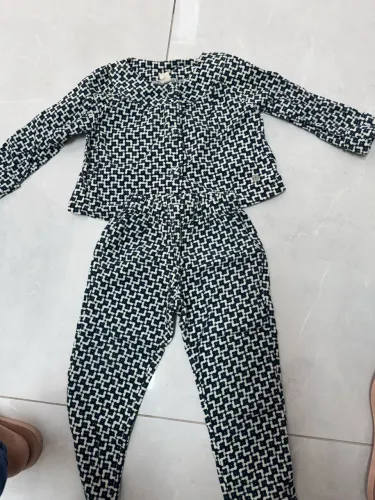 Brechó roupas de menino de 1 ao 3 anos e menina tamanho 2 ao 4 anos