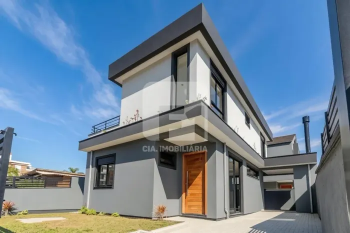 Casa de 4 dormitórios à venda nos Açores