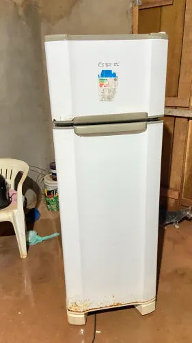 Vendo geladeira