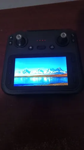 Controle com tela drone L600 pro max