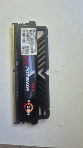 Kit Memória RAM GeIL DDR4 - 16 GB (2x 8 GB) 3200 MHz