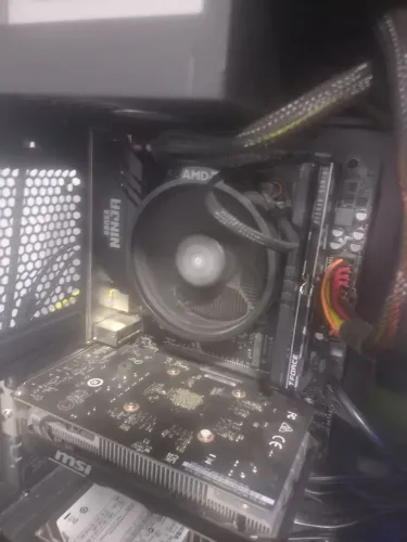Kit Upgrade Ryzen 7 5700X + A520M + 8 GB DDR4