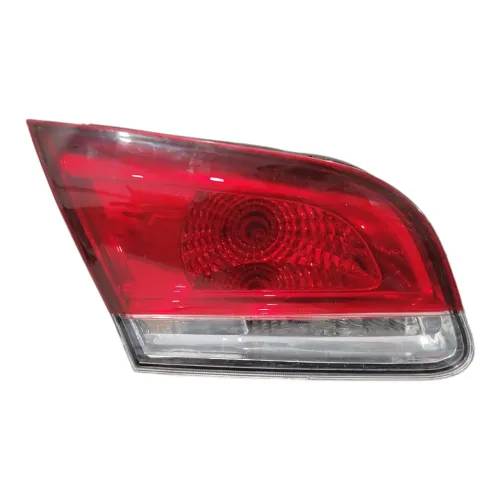 Lanterna Tampa Traseira Esquerda Siena 2009 A 2014 OEM