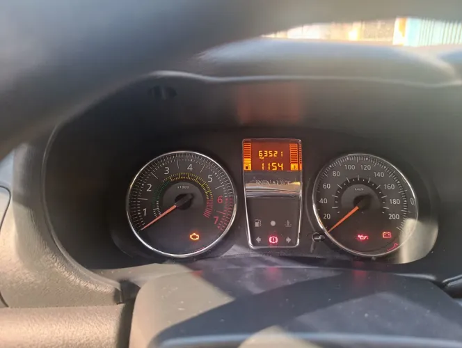 Renault Clio Rn/alize/expr./1.0 Hi-power 16V 5P 2014
