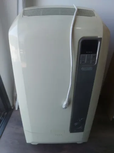 Ar condicionado portátil Delonghi - usado