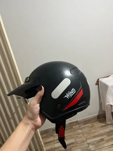 Capacete