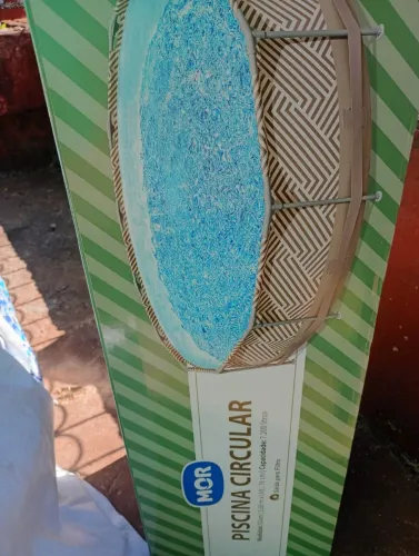 Vende-se piscina 7.200 litros