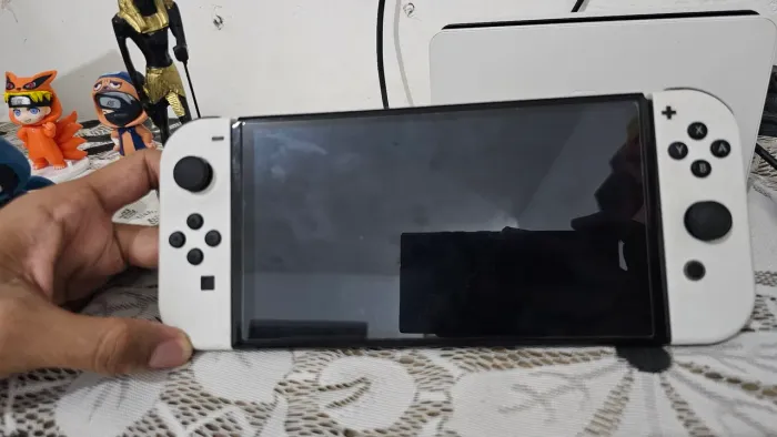 Vende-se Nintendo Switch OLED