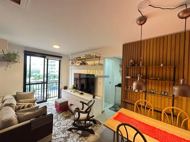 Apto duplex mobiliado com 2 quartos na Trindade