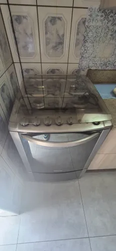 Fogão electrolux 4 bocas celebrate 56stx c/ grill e timer - inox