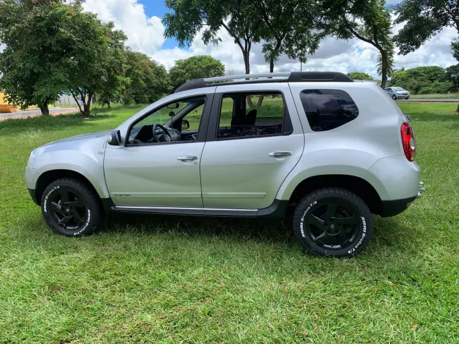 Renault Duster Dynamique 2.0 Hi-flex 16V Mec. 2013