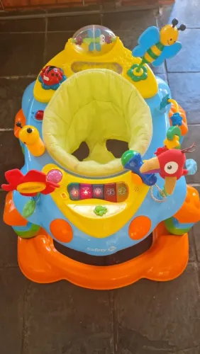 Andador e Centro de atividades Safety Melody