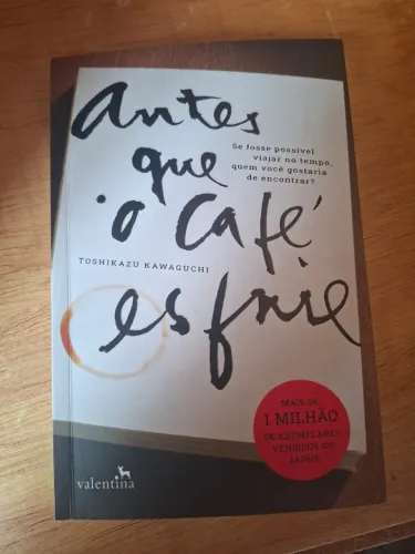 Livro Antes que o café esfrie