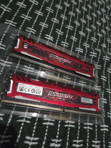 Memoria ballistix ram ddr4 2400mhz 8gb x2 (duas memorias de 8gb)