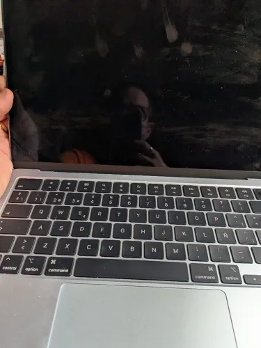 MacBook Air 2026 Chip M5 16 gb 512 gb . 6 meses de uso ,garantia até 27 dez 26