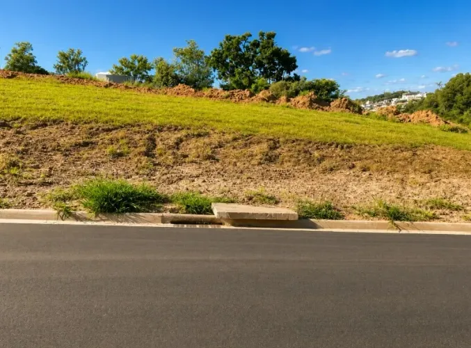 TERRENO À VENDA - CONDOMÍNIO RESIDENCIAL LAGO AZUL - JUNDIAÍ/SP