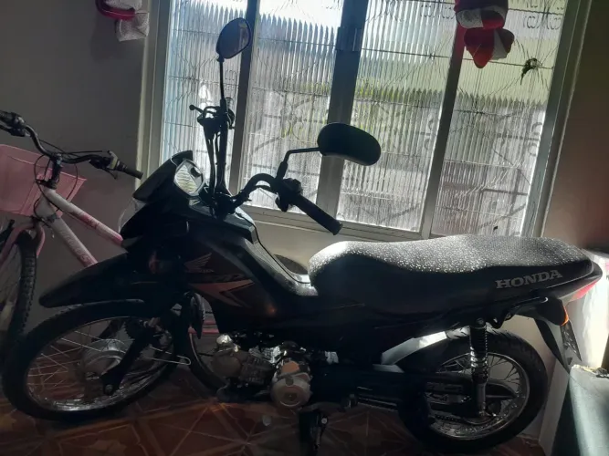 Vende - se uma pop