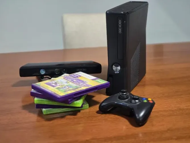 Xbox 360 + Kinect + Jogos originais + 1 controle