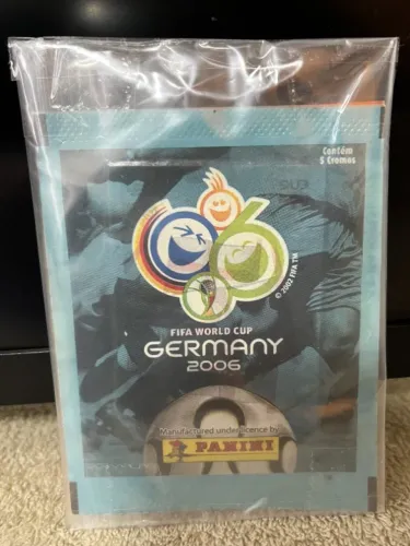Envelope de Figurinhas Panini Copa do Mundo de 2006 e 2010