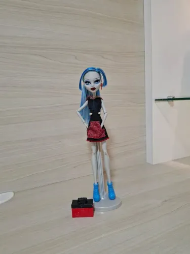 Monster High- Ghoulia Yelps (Scaris)