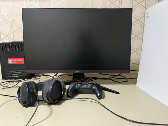 PlayStation 5(PS5) digital + monitor + fone