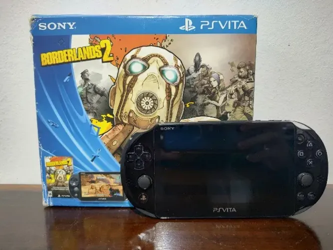 PS Vita Slim na caixa