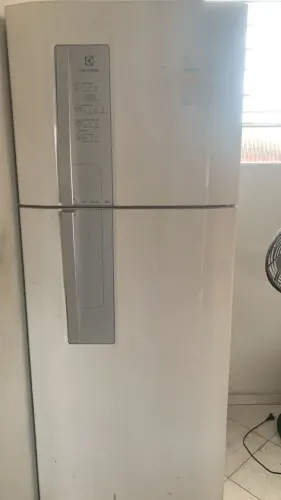 Geladeira com defeito