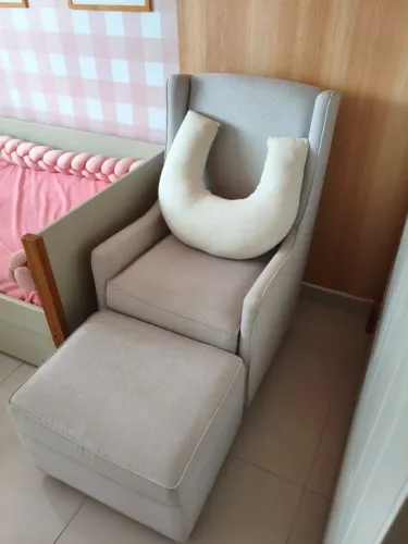 Poltrona Amamentação+ puff Bege/Cinza com balanço Tulipa Baby original